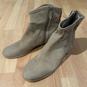 NWT Franco Sarto Women’s Mimosa Tan Leather‎ Ankle Boot SZ 9